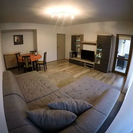 Apartment Tagore Apartman *
